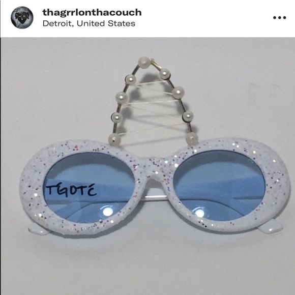 ↗️↗️↗️↗️⬆️⬆️⬆️↖️↖️↖️↖️ - Picture 2 of 3